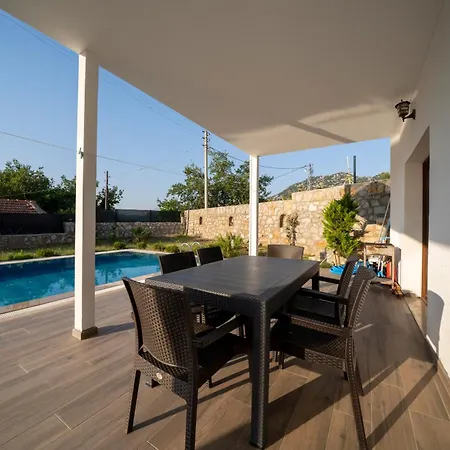 Villa Nirvana Selimiye Daily Weekly
